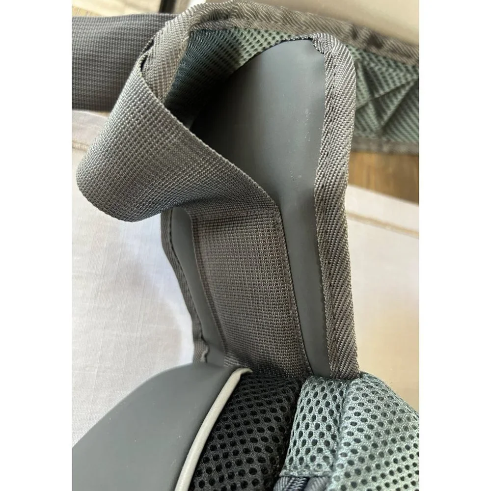 Yudodo Gray Pet Carrier Shoulder Bag Mesh Breathable Size Small